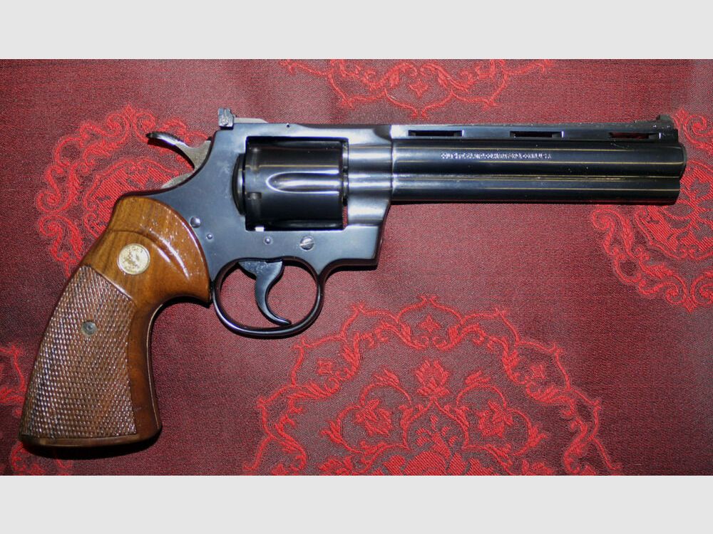 Colt	 Python