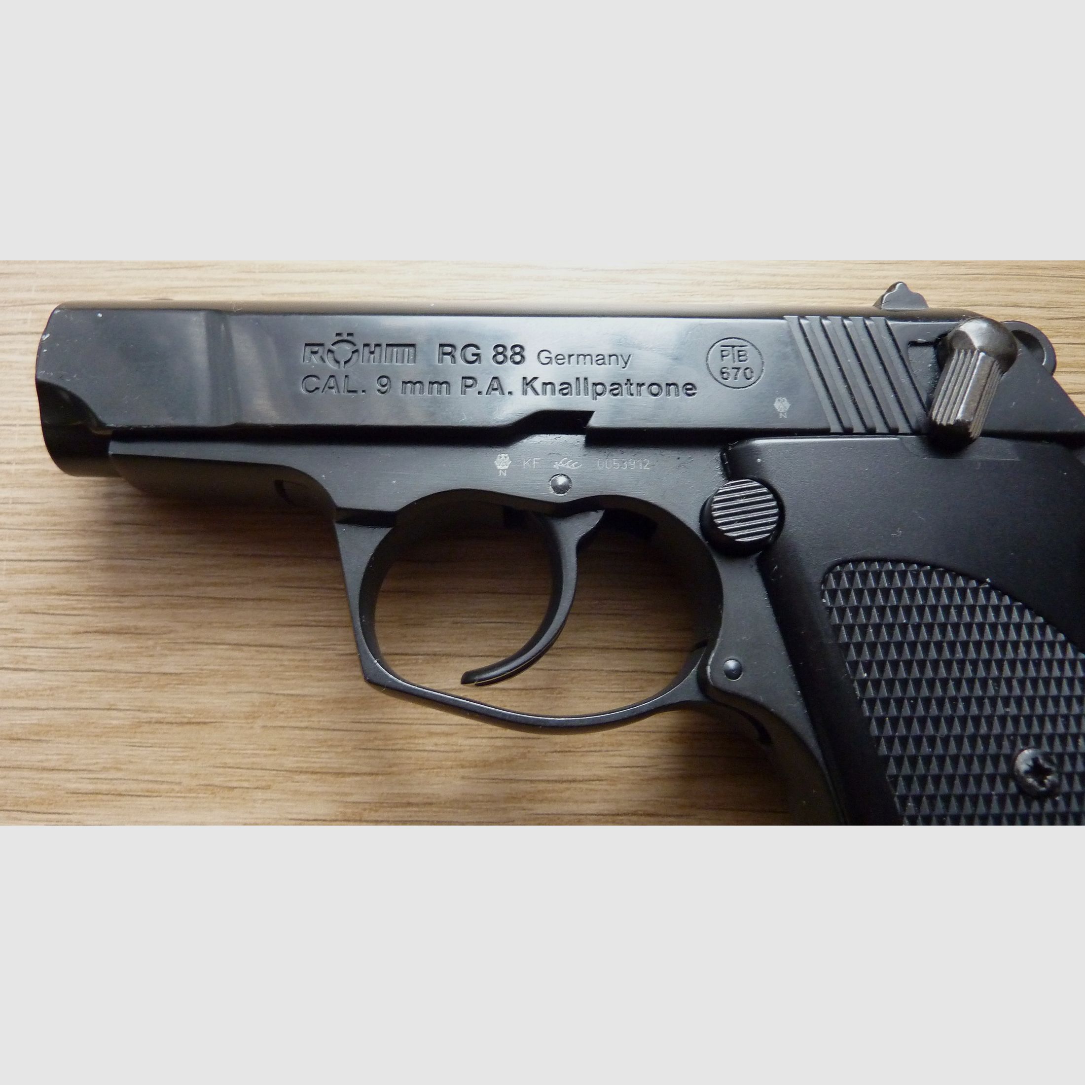 RÖHM RG 88 ,cal. 9mm PAK, gebraucht, in OVP