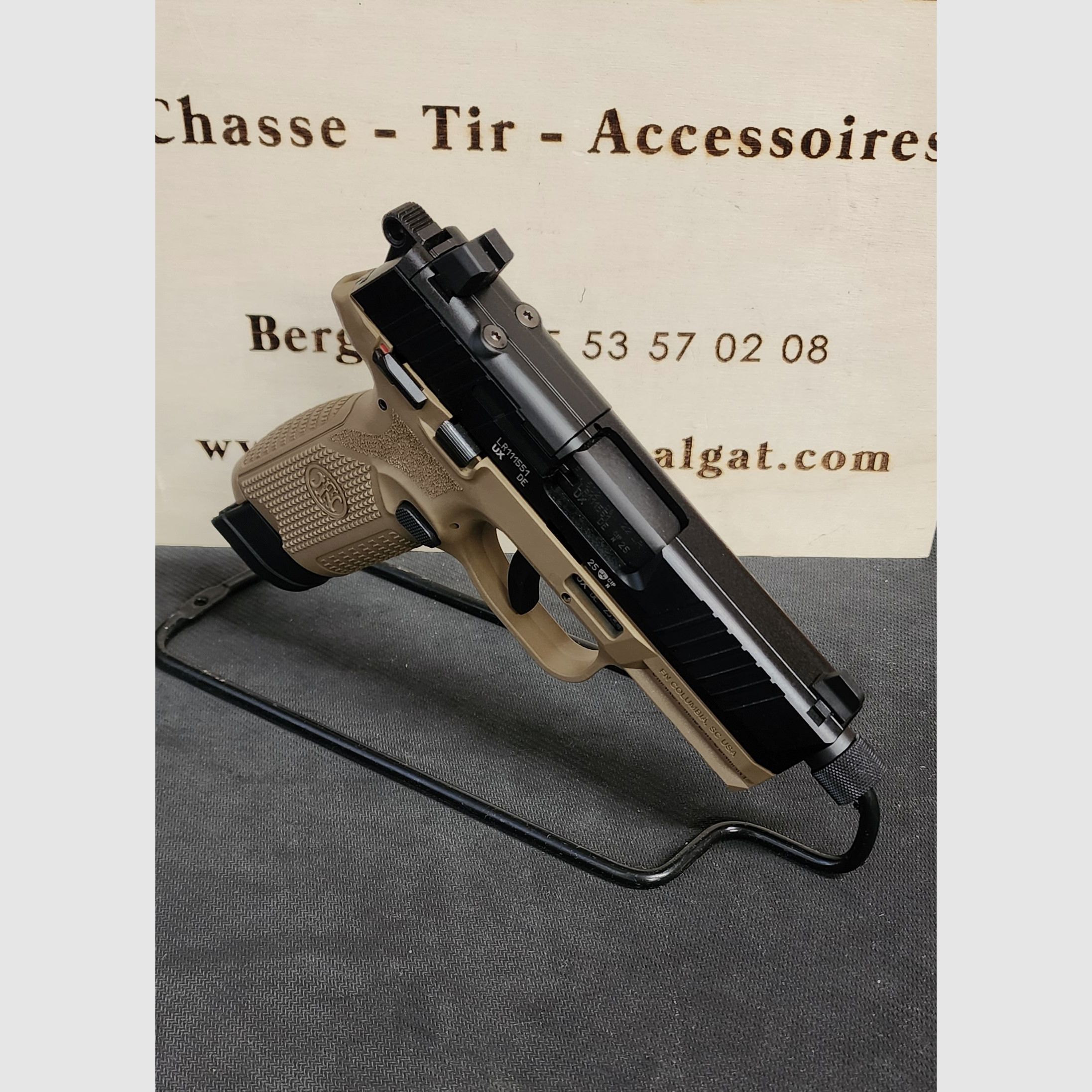 FN HERSTAL 502 Tactical Bi-Tone Schwarz/FDE Kal.22Lr (auf Lager), Bild 7 von 8