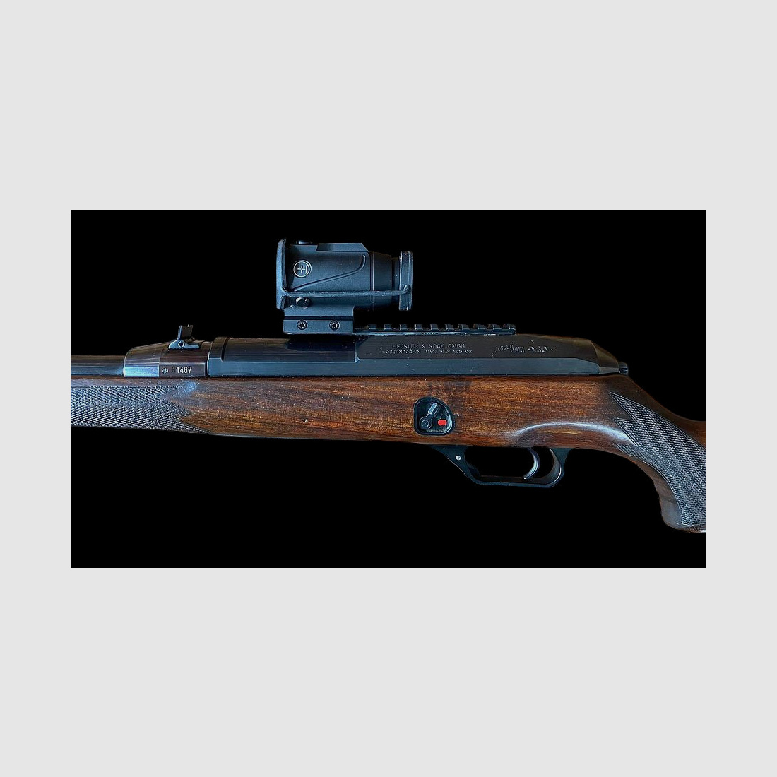 Selbstladebüchse Heckler&Koch HK940 im Kaliber .30-06Spr. mit Hawke Pirsm Sight auf Picatinny Rail