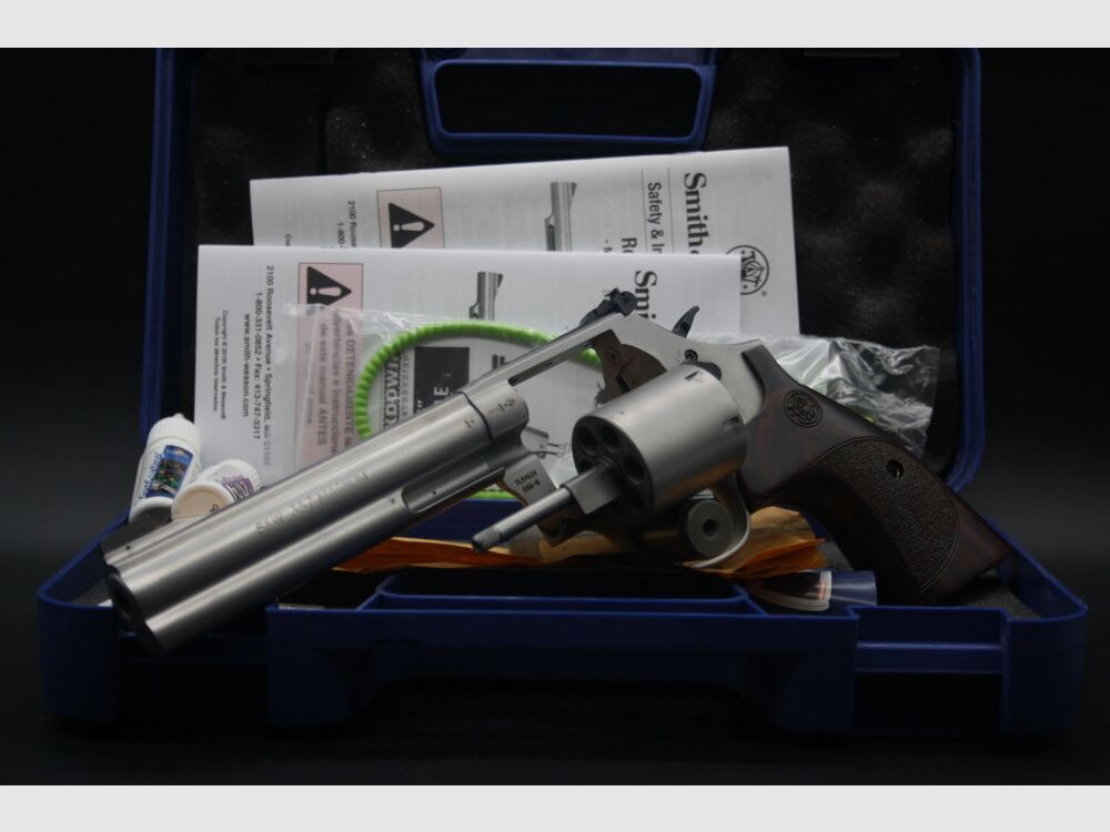 Smith & Wesson 686 International 6" .357 Magnum 686 International