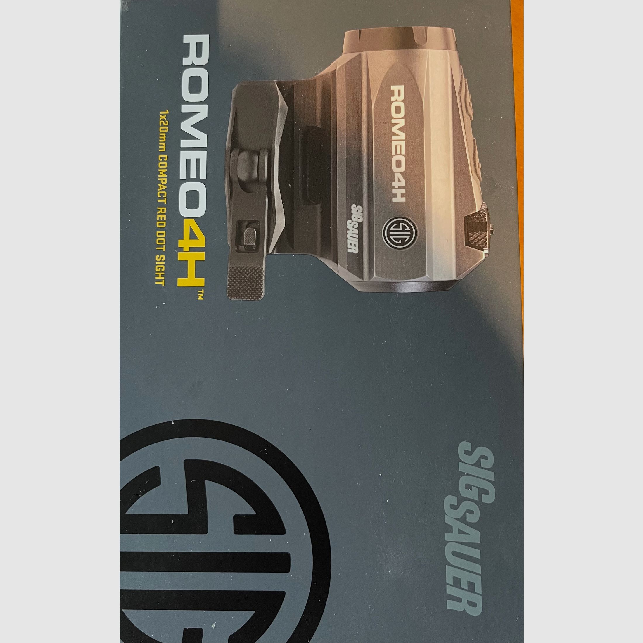 SIGSAUER ROMEO 4H ROTRPUNKT mit ballist. 65 MOA wählbar.   In einer 2 VK Anzeige  3facher Vergrösserer Juliet Micro 
