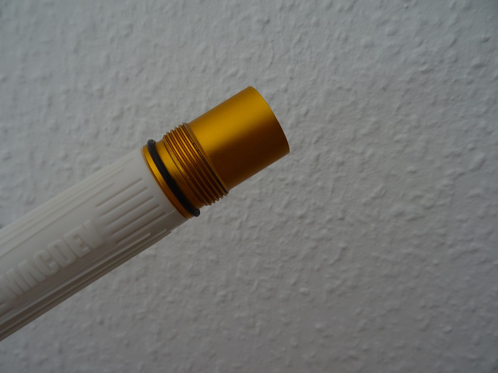 MacDev Cyborg 6 Gold – Silver – White (collector's item)