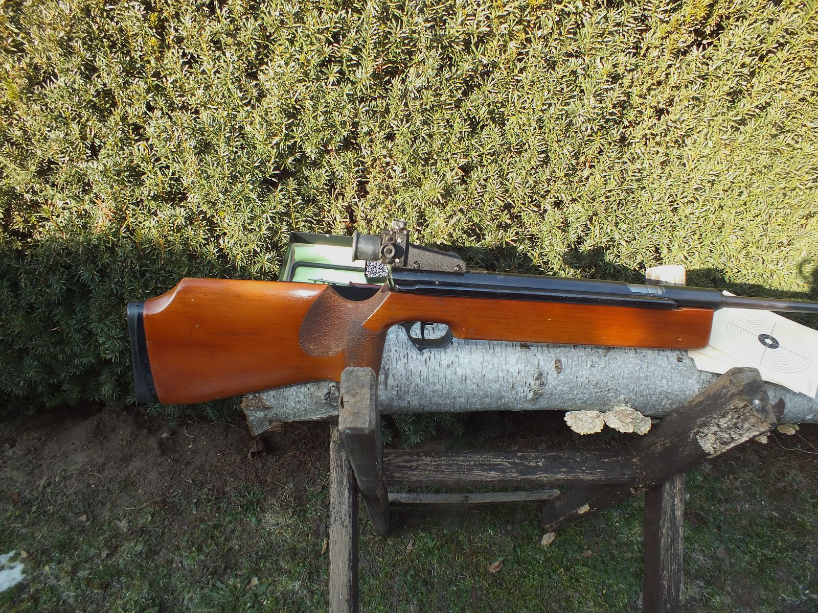 DDR-Luftdruckgewehr Haenel 312, Seitenspanner