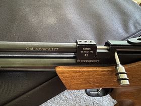 Diana Airbug Co2 Luftpistole mit Holzgriff (Systemgleich/ähnlich Chaser, Stormrider, Bandit, Trailscout, Artemis CP etc..)
