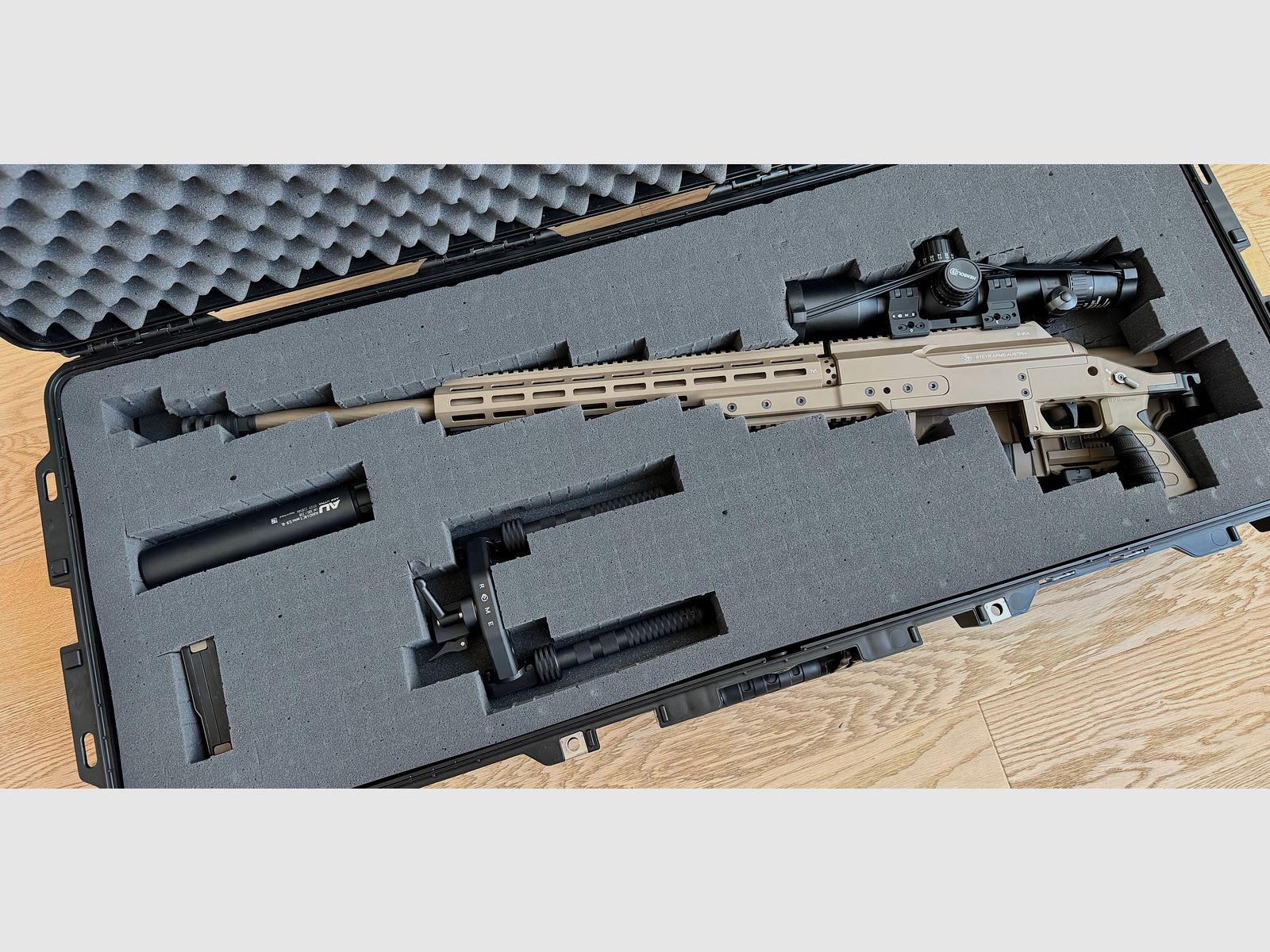 Exklusives Komplett-Setup – Steyr SSG M1 in .338 Lapua Mag. mit Wechsellauf 6.5 Creedmoor & Premium-Zubehör