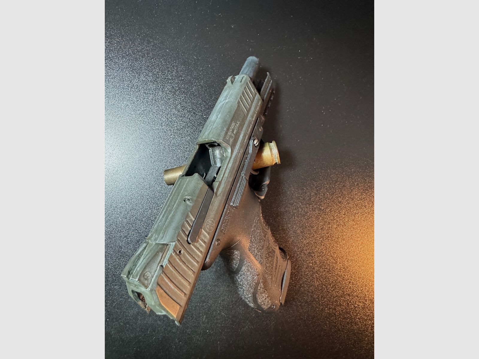 Heckler & Koch P30 9 mm P.A.K. inkl. Koffer, Abschussbecher & Anleitung