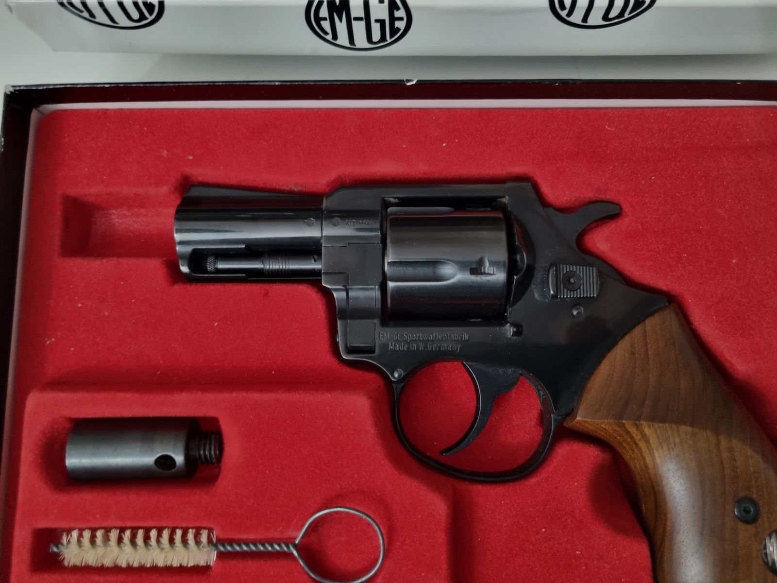 Blank firing revolver EM-GE 42 9mm bang