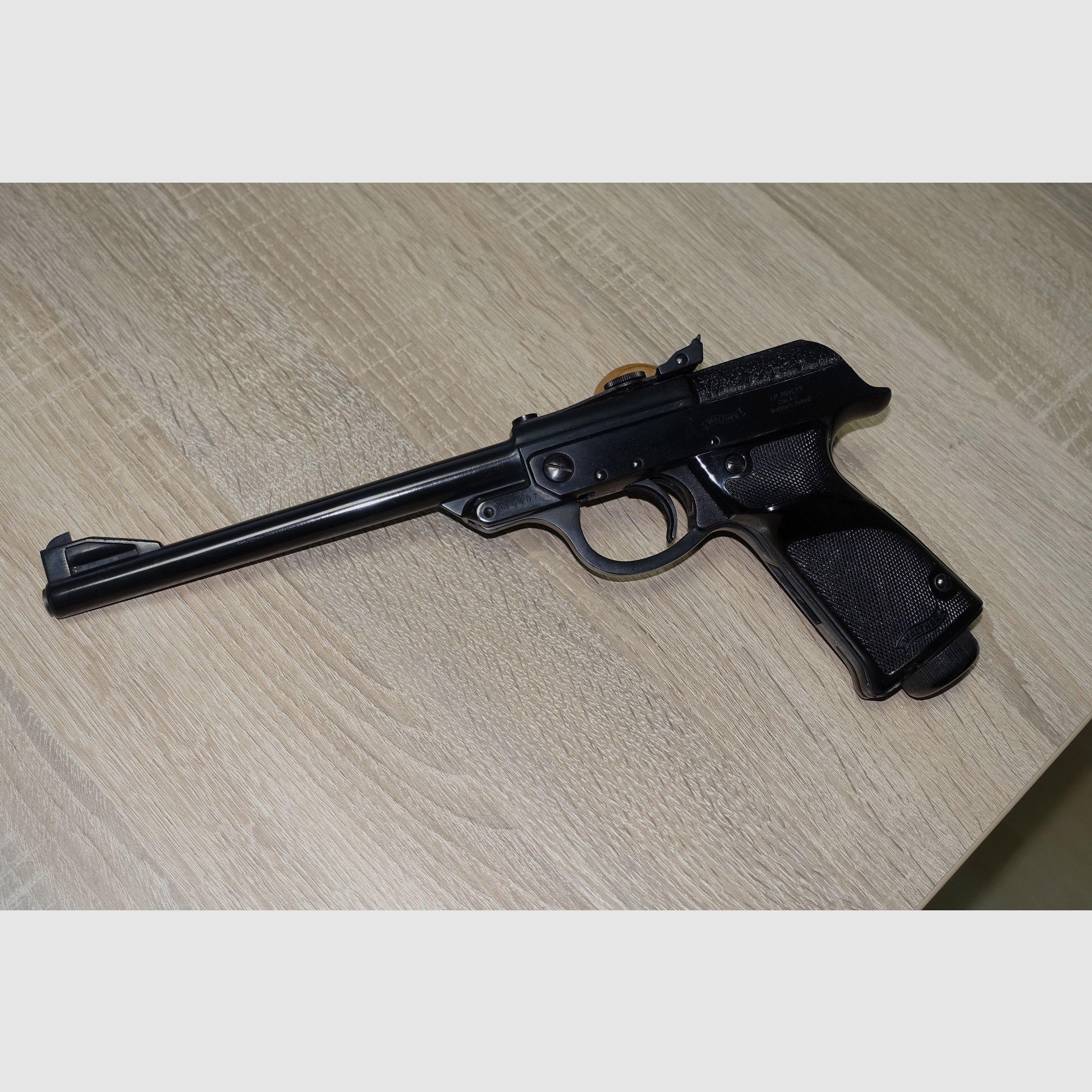 Beautiful 70-year-old Walther LP53 / Collector's item