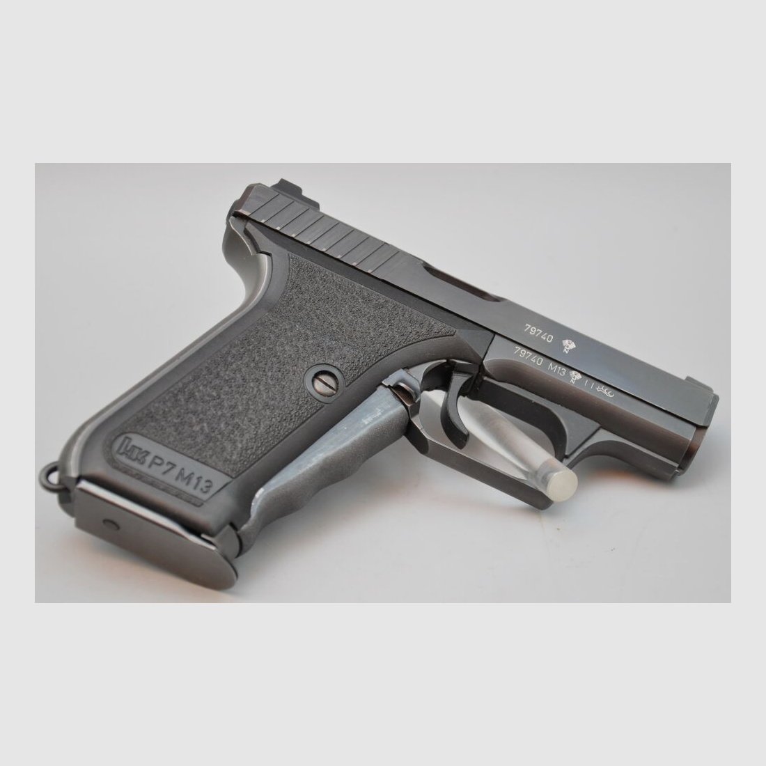 Heckler & Koch P7 M13 9mmLuger