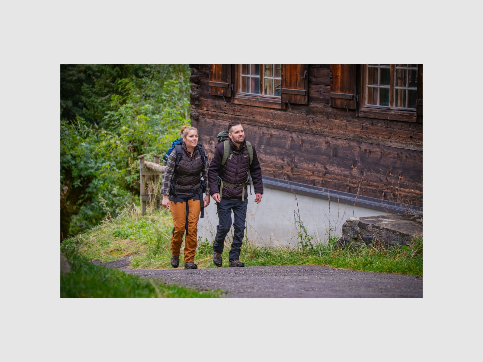 DEERHUNTER Lady Caroline Weste Dark Blue