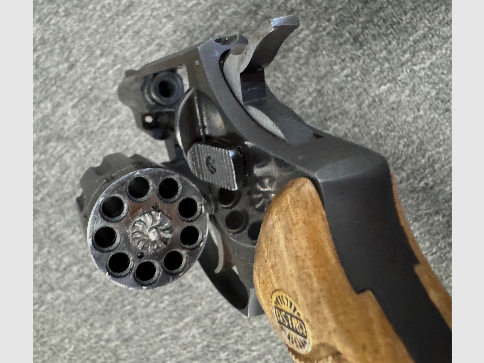 Revolver .22LR Astra