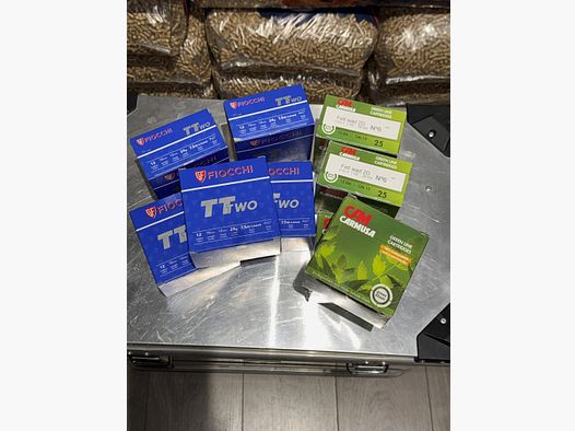 Kaliber 12, diverse, original verpackt