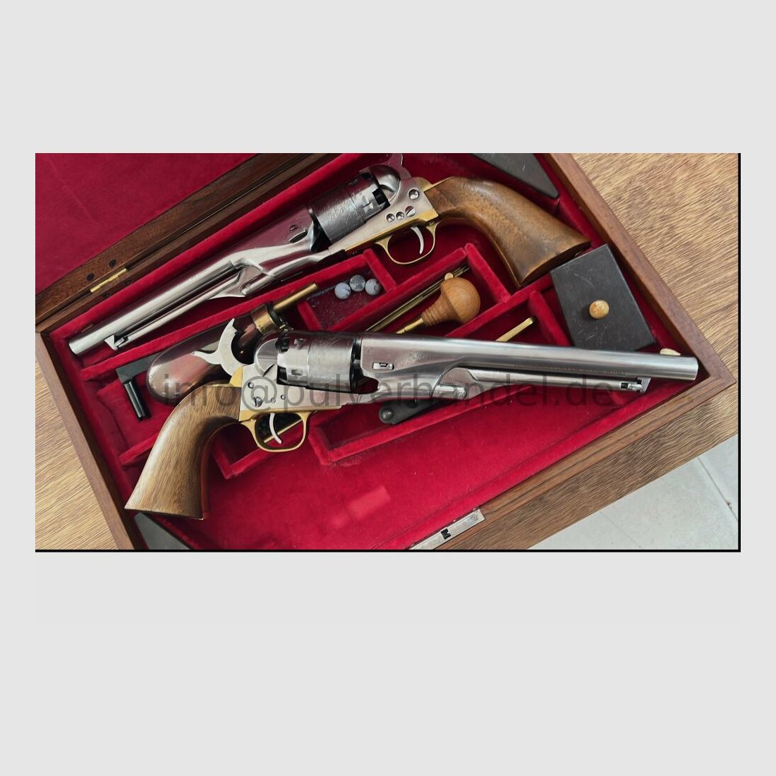 Colt 1860 Army 8" silversteel im 2er Set mit Zubehör oder solo .44(BlackPowder)