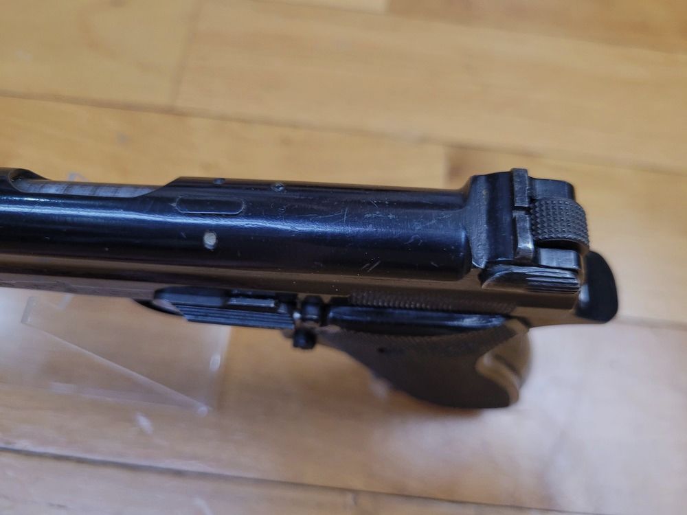 Mooie en zeldzame Pistol PA 35A – Kal. 7,65 Long – Historisch wapen van het hoogste belang – Voorloper van de SIG 210 – SCAM-constructie tijdens de bezetting – Perfecte werking – 2 magazijnen – Uitstekende staat, afbeelding 13 van 21