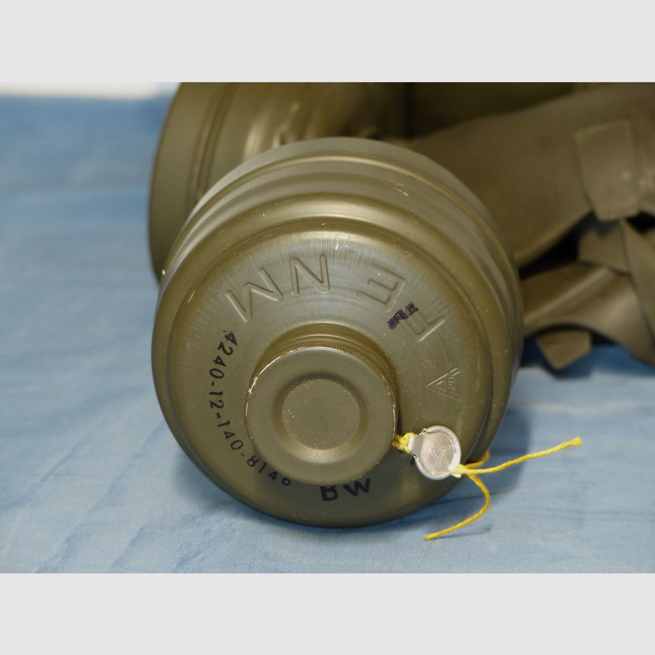 Bundeswehr ABC-beschermingsuitrusting transporttas, gasmasker 2 filters en accessoires BW jaren '70