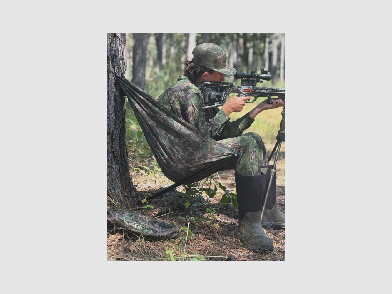 SIEGE DE CHASSE PLIANT MOTIF FEUILLE, image 3 sur 3