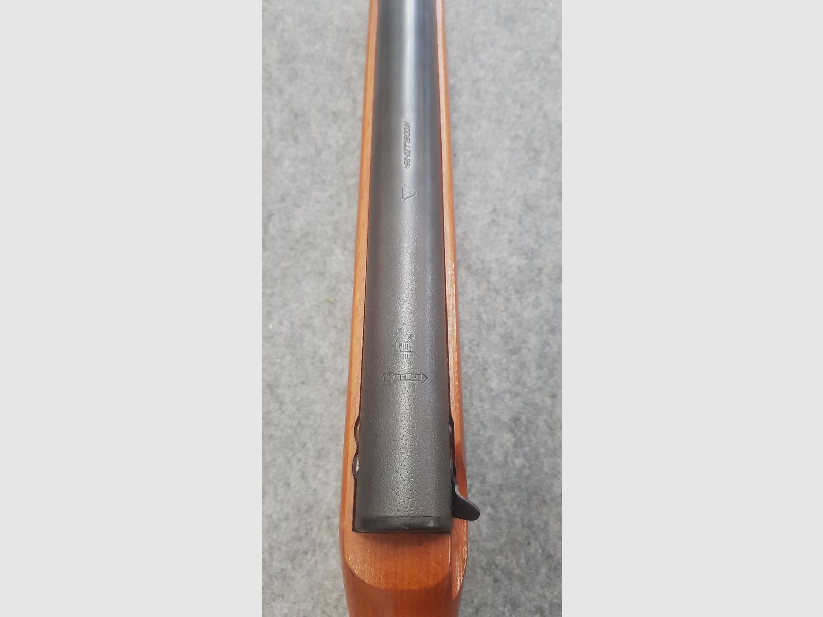 Seitlich verschraubt !!!  Seltene Ausführung  schönes Haenel Mod.  III-284   III 284 cal. 4,5mm Diabolo