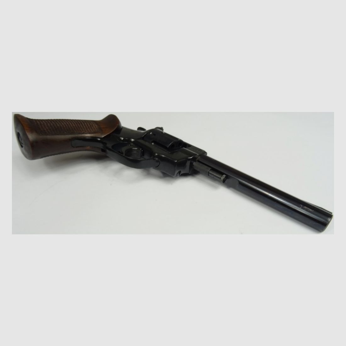 Revólver Arminius HW9 cal. .22lr, imagen 3 de 6