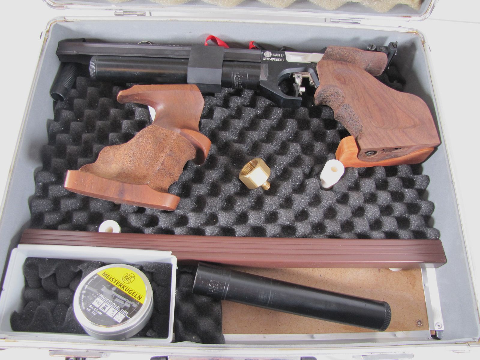 Match-Luftpistole Steyr LP 1 CO2