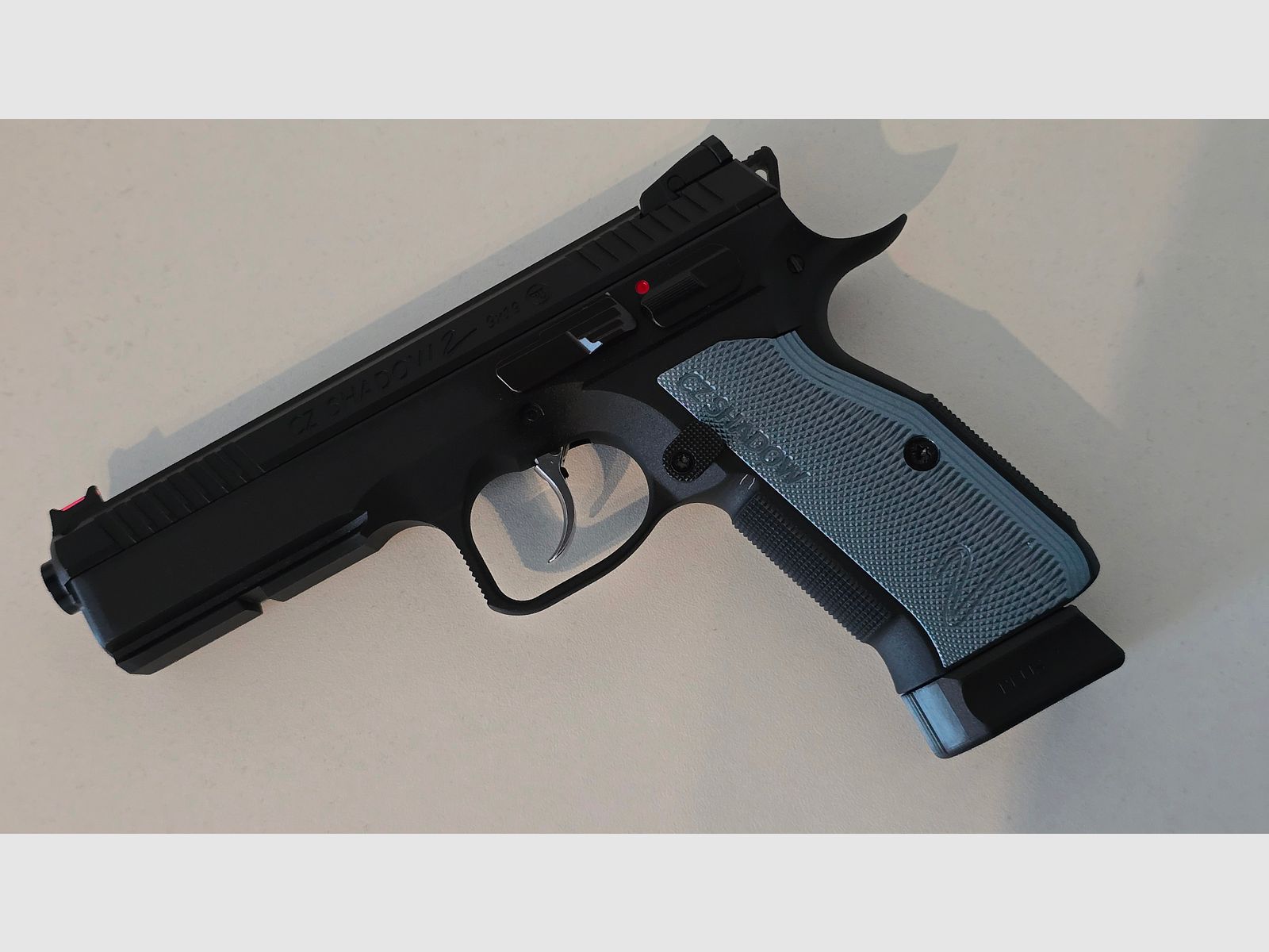 CZ Shadow 2 CO2 Luftpistole Kal. 4,5 mm BB Vollmetall Blowback schwarz