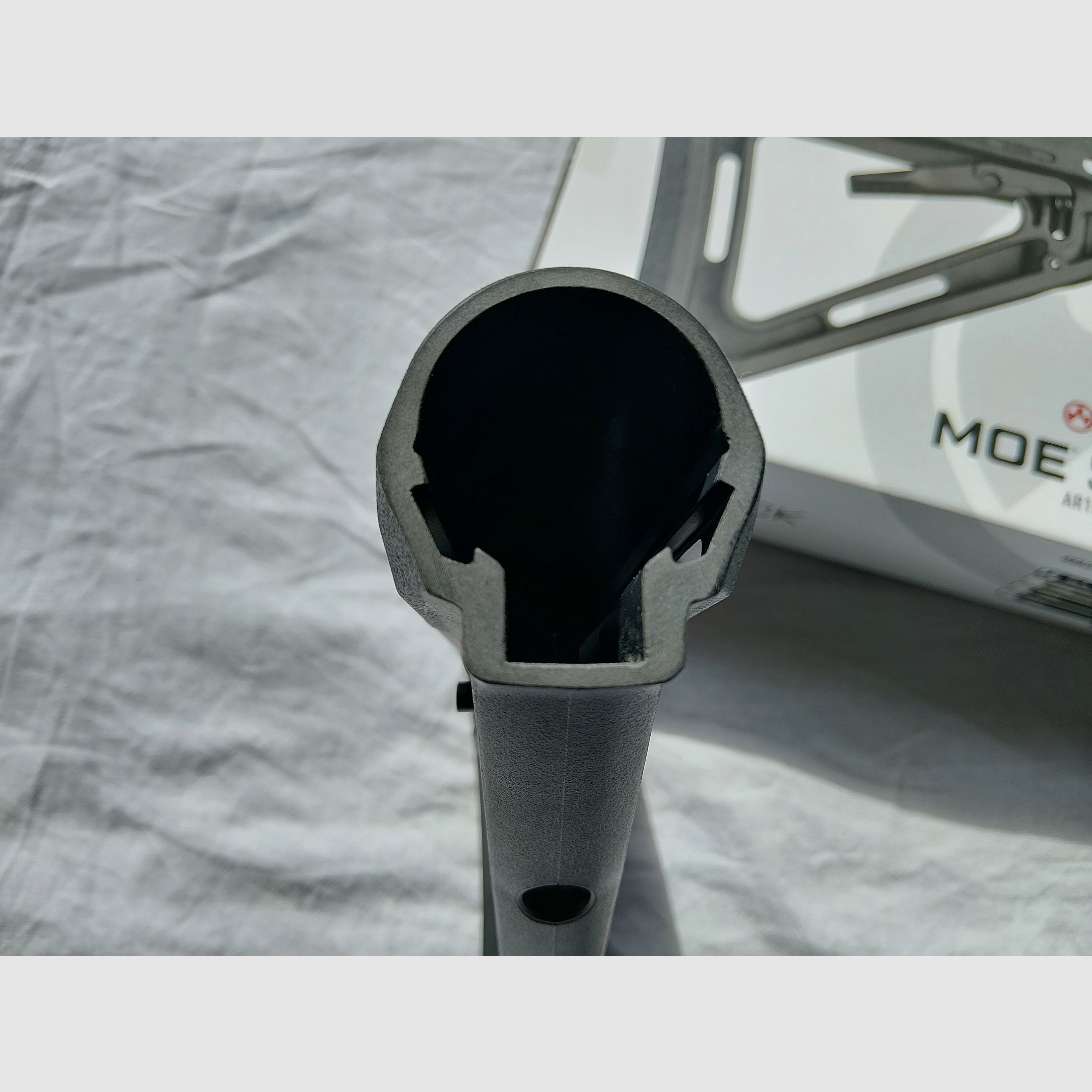 Magpul MOE Stock (Mil-Spec) – nero – condizioni top (leggermente modificato), immagine 3 di 3