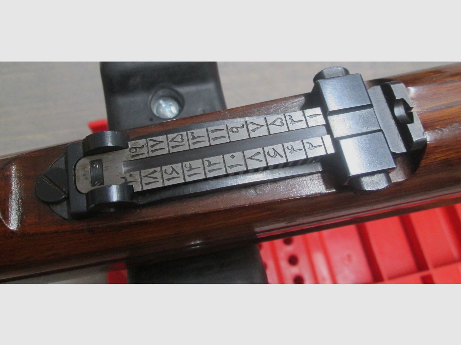 Persien Mauser M 1938 z obrazem strzału