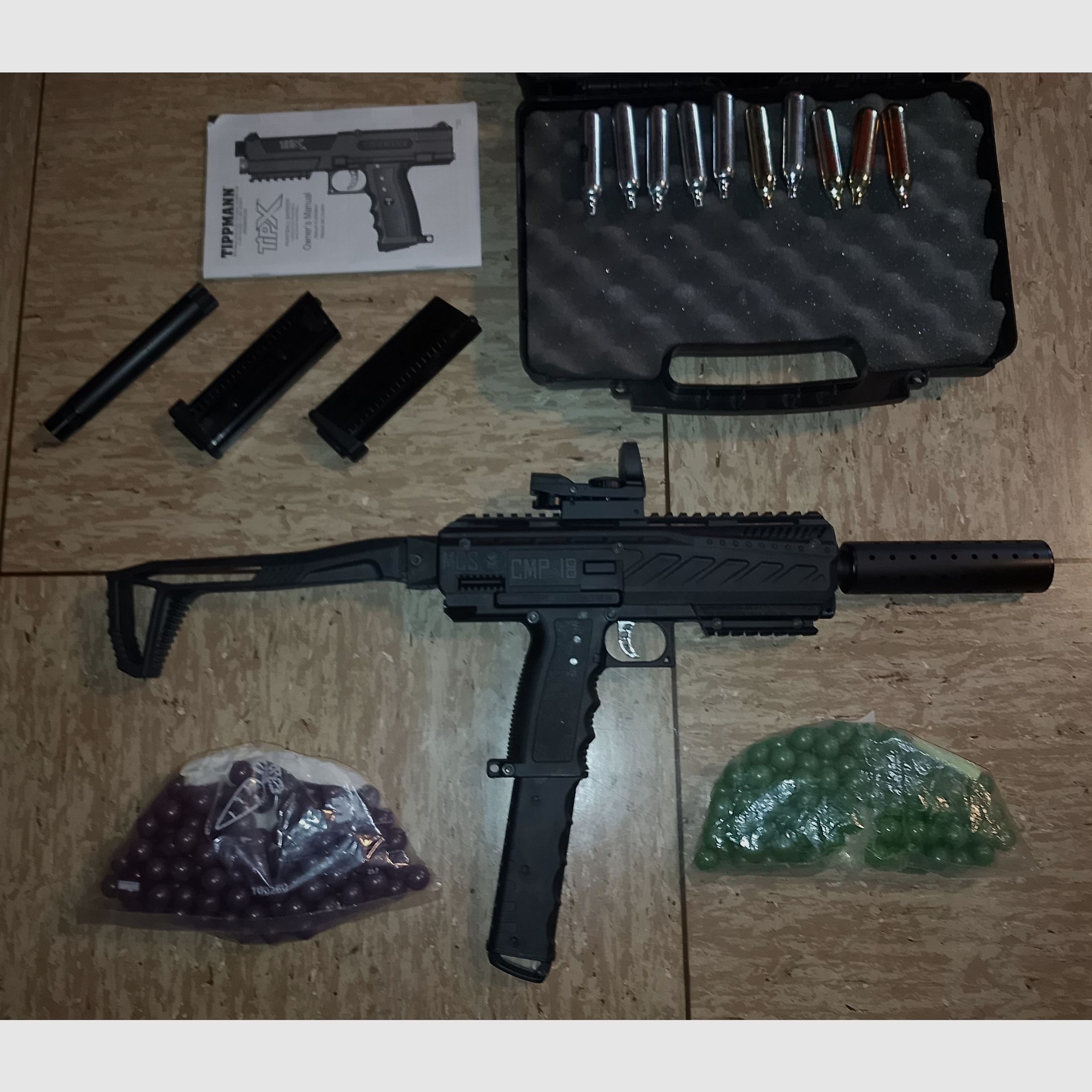 Tippmann Tipx mit MSC Body Kit Markierer .68 mit Zubehör Paintballs CO2 Set Visier Rot Grün Punkt 
