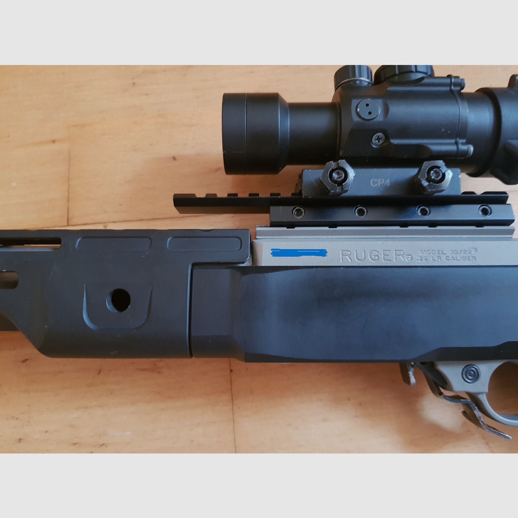 Ruger 10/22 Target, stainless "tactical" mit Pistolengriff und einschiebbarer Schulterstütze (Magpul)