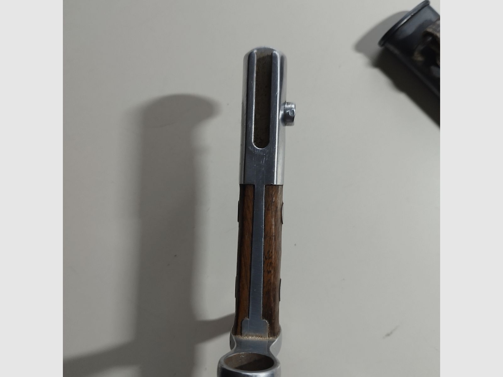 Schweizer Bajonett "Elsner Schwyz" Modell 1918 mit Metallscheide