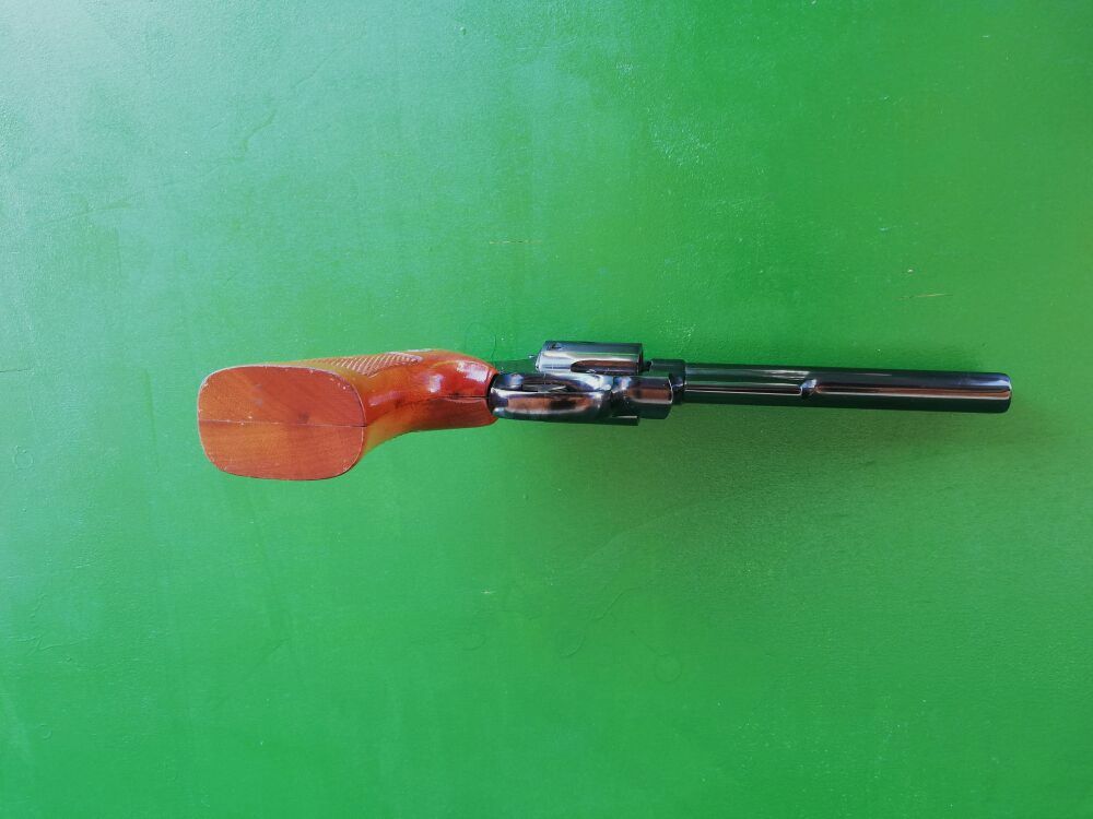 Smith & Wesson
