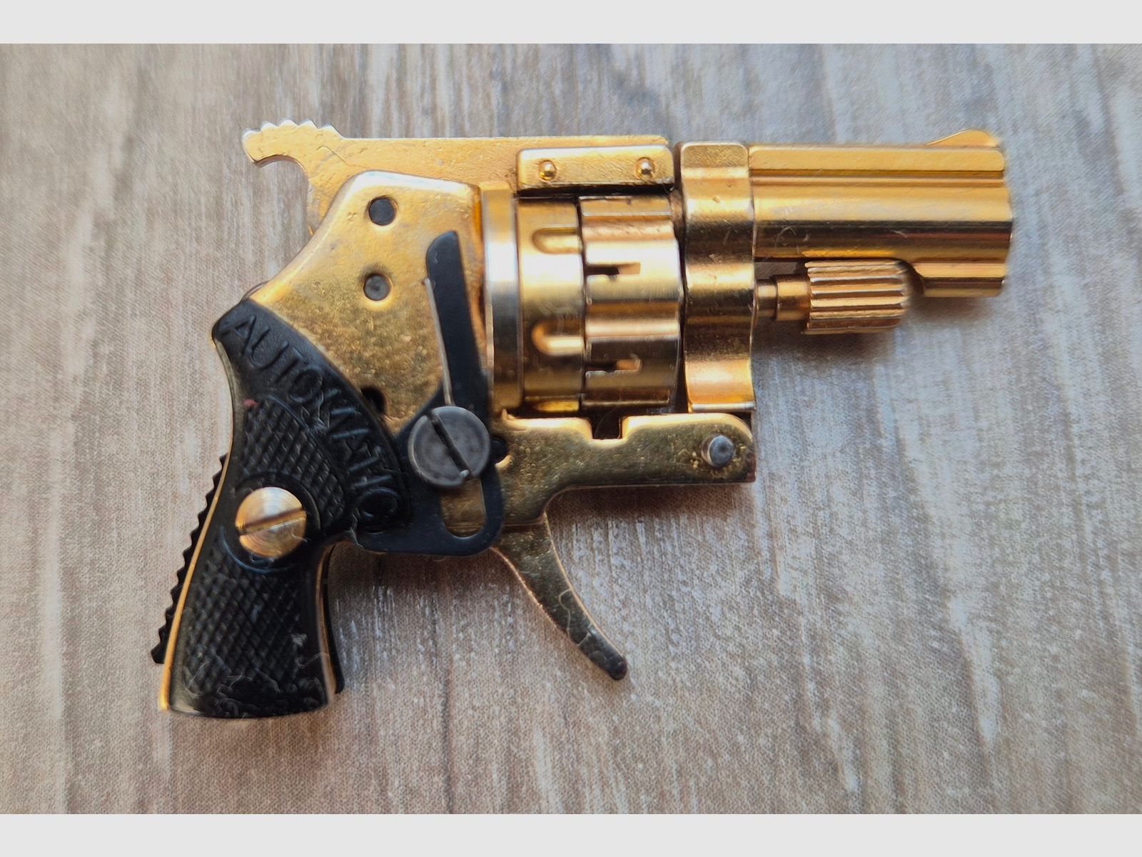 Xythos Automatikrevolver, 2mm, Gold, PTB 82!