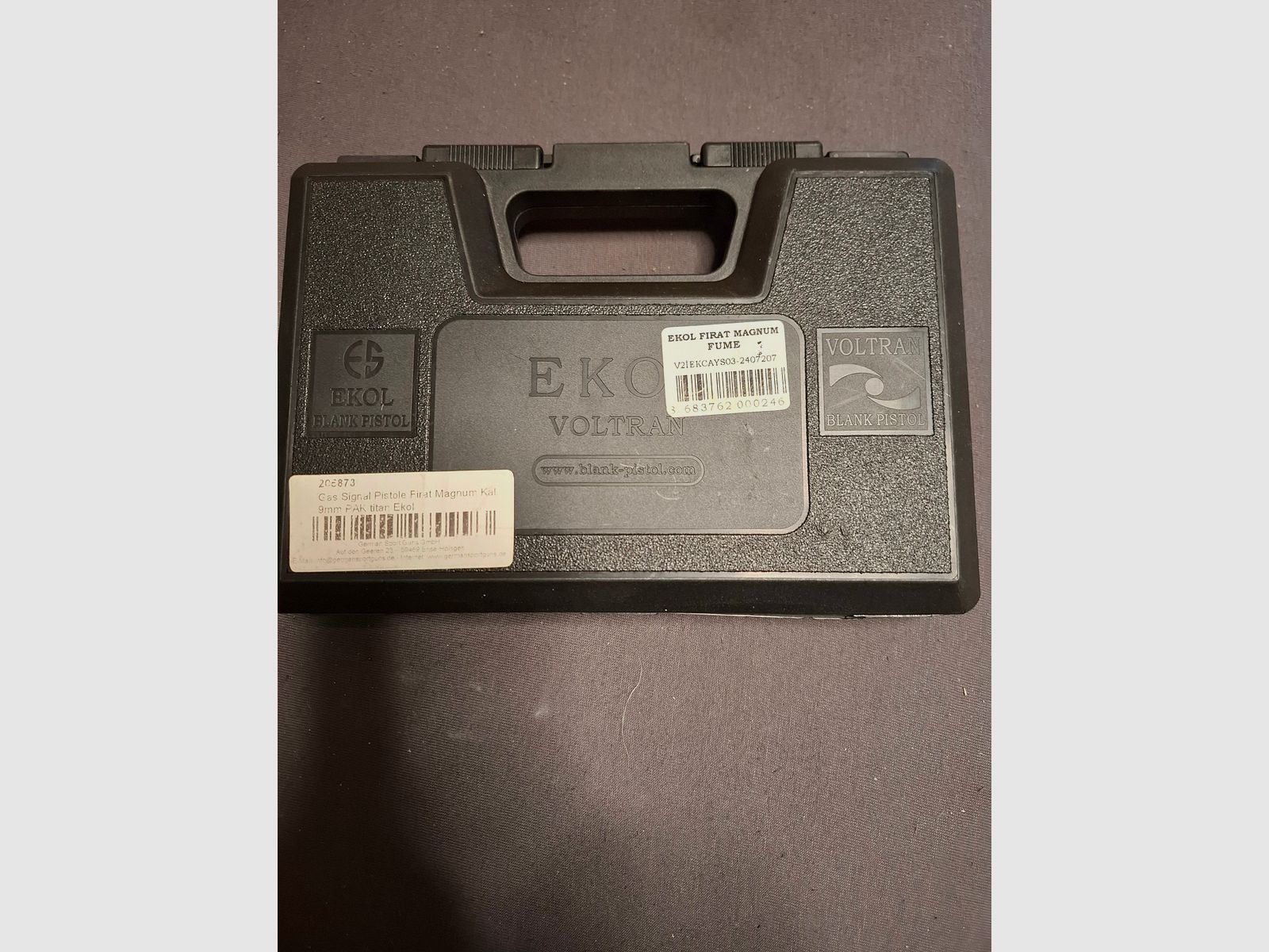 Ekol Firat Magnum Titan 9mm P.A.K. met munitie