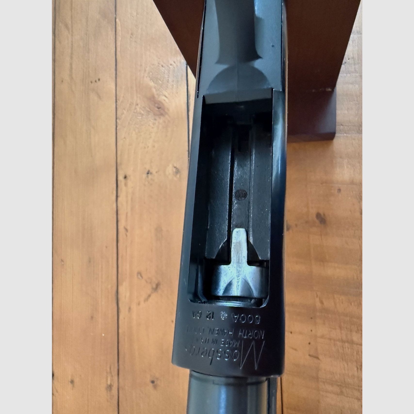 Repetierflinte Mossberg 500 A 12/76 Vorderschaftrepetierflinte NEUWERTIG