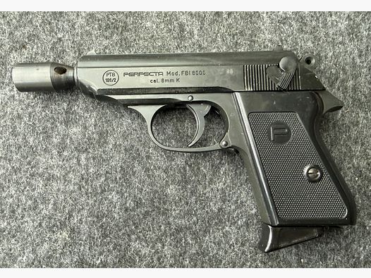 Pistolet d'alarme Perfecta modèle FBI 8000 cal. 8mm K avec gobelet de tir PTB 196/2