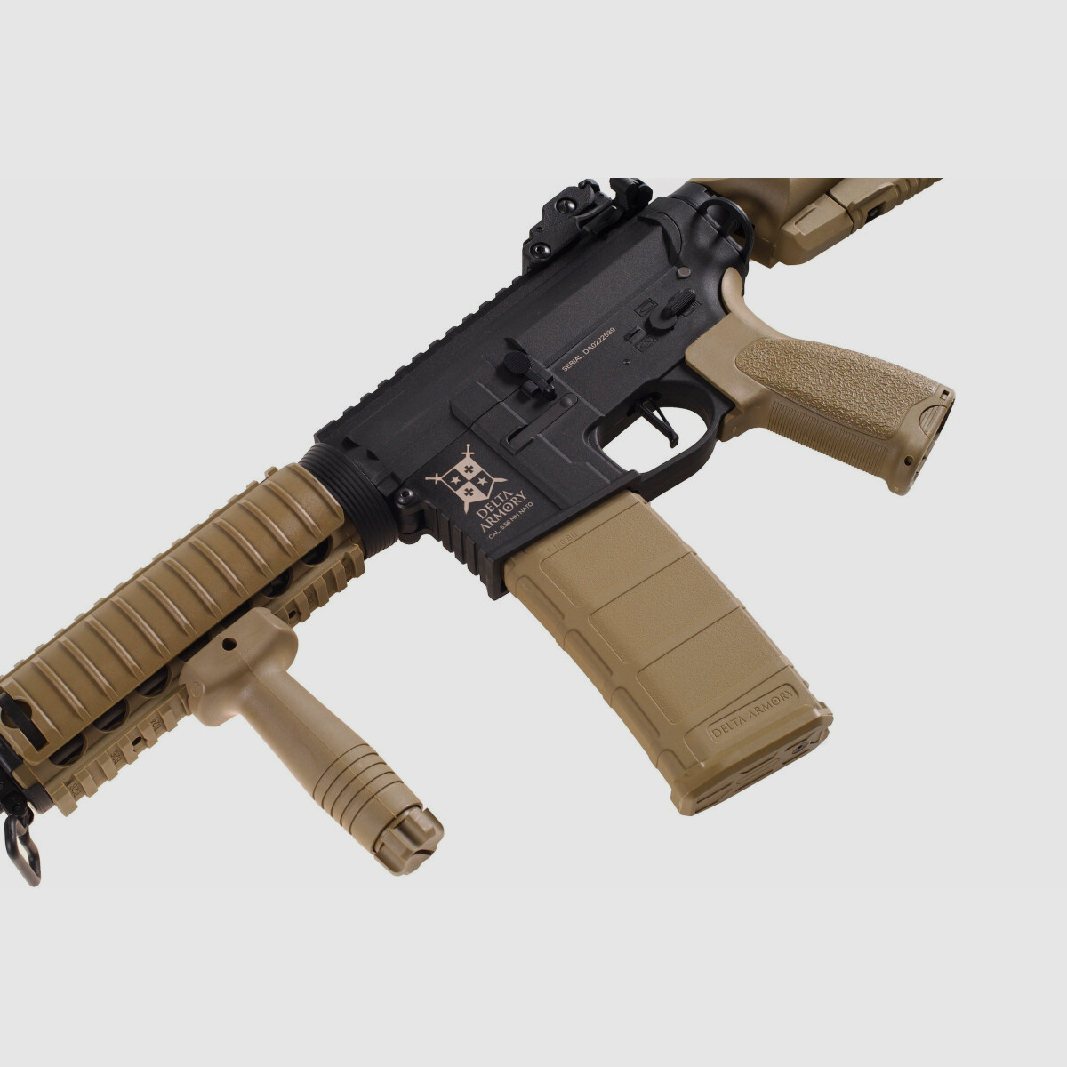 AR15 RIS CHARLIE Tan/Schwarz S-AEG Softair Gewehr Frei ab 18 Jahren | Delta Armory