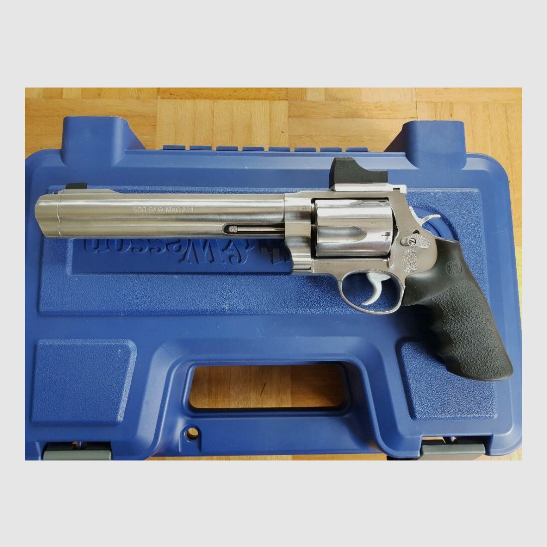 Smith & Wesson	 500 S&W Magnum