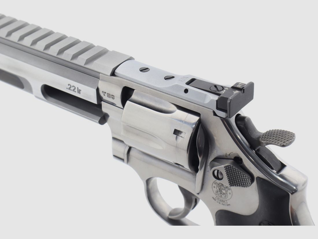 Smith & Wesson 617 Uniwersalny Mistrz S&W Rewolwer małokalibrowy KK