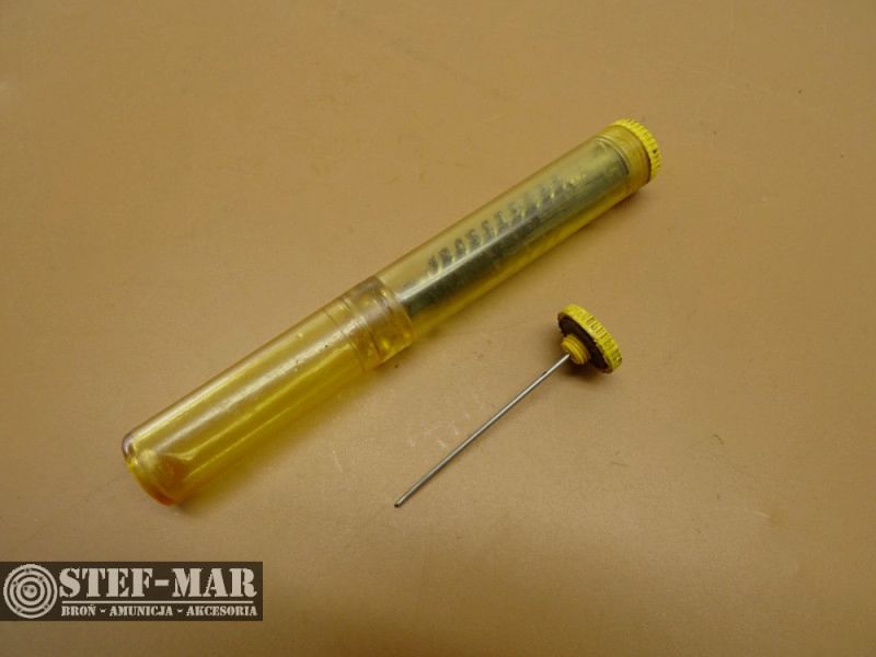 Gun-cleaning container + rifle oiler for the Garand rifle [X2041], image 14 of 16