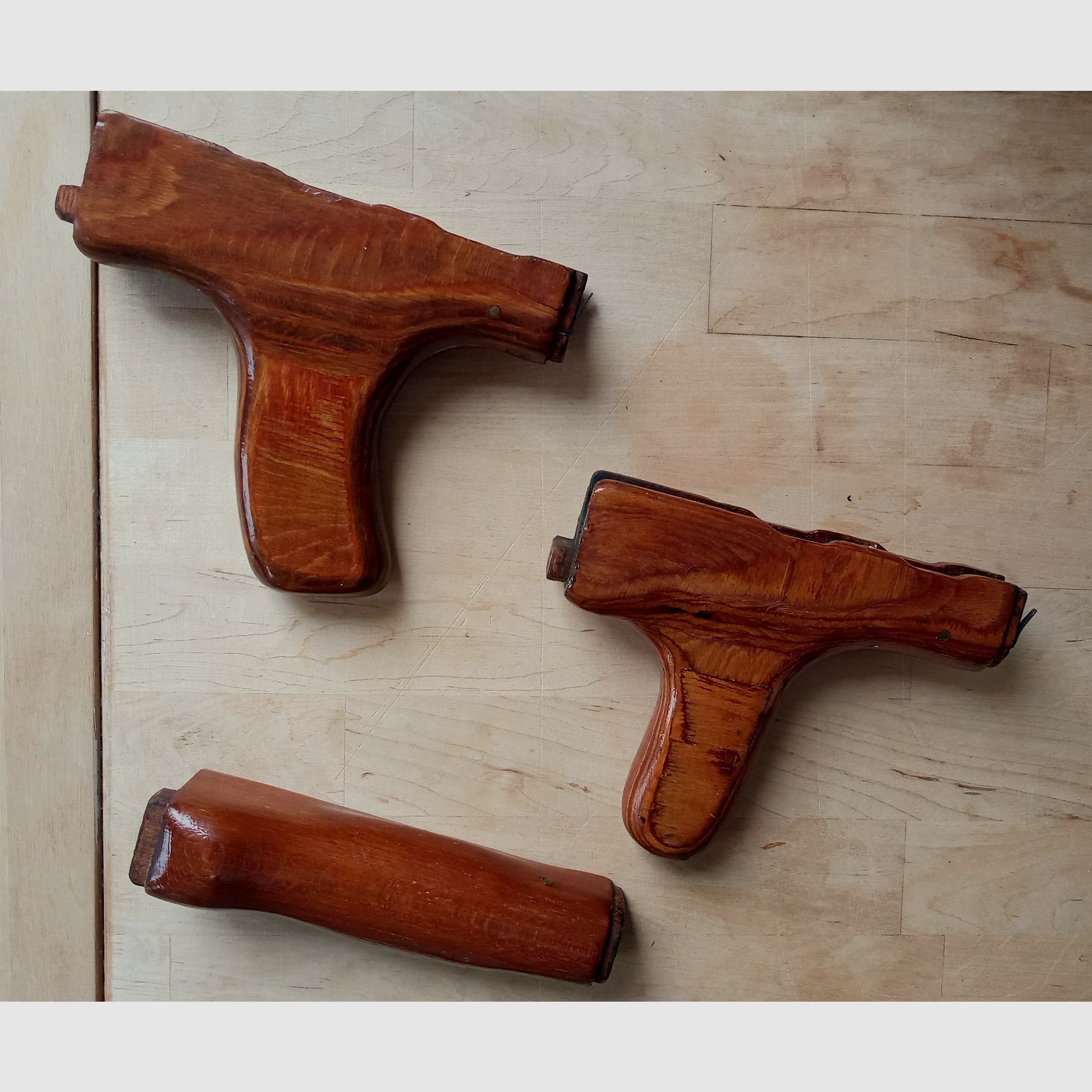 #1 Rumänischer AKMS unterer Handschutz s.g. Esel-Pimmel (Uluc) für Unterlaufklappschaft Schichtholz Romy Dong PM md.65 & oberer Laminat Handschutz russisch.