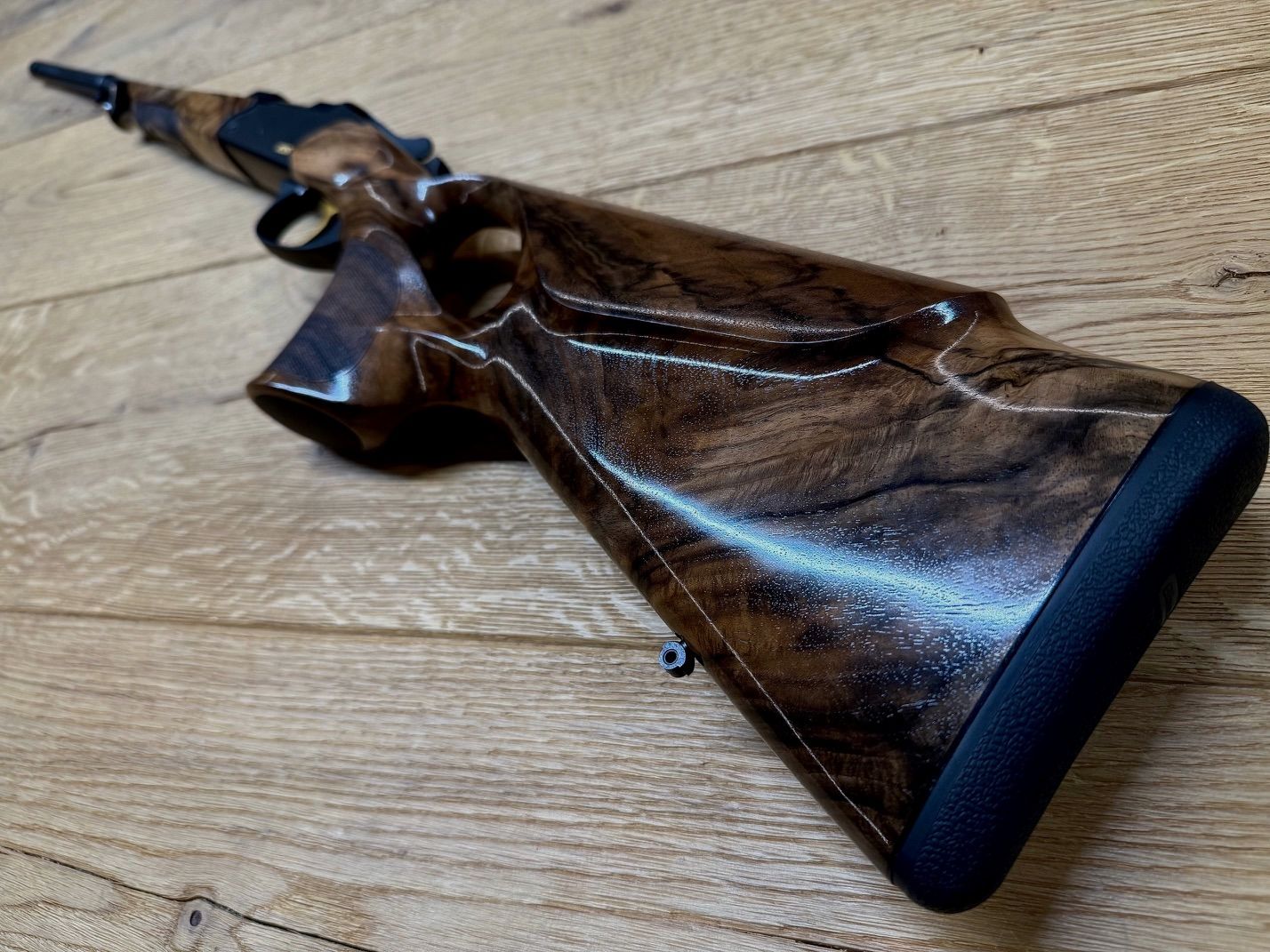 Blaser K95 Success / Holzklasse 6 / Kal. 6,5 Creedmoor / LL 47 cm / Goldelemente / M15x1