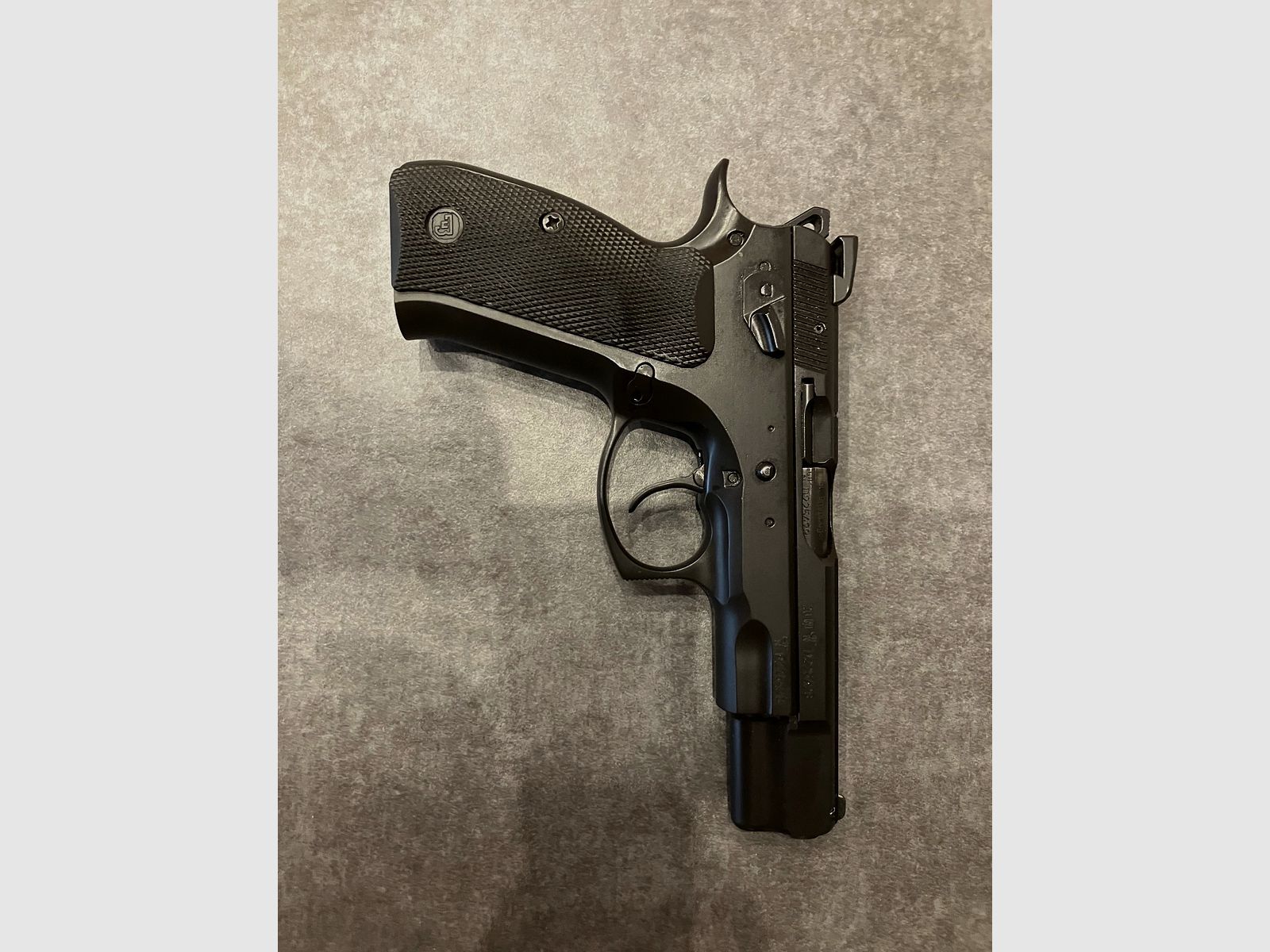 CZ 75 B  Omega ( rares Sammlerstück ), Bj 2020, 9mm, Sportwaffe, SA/DA