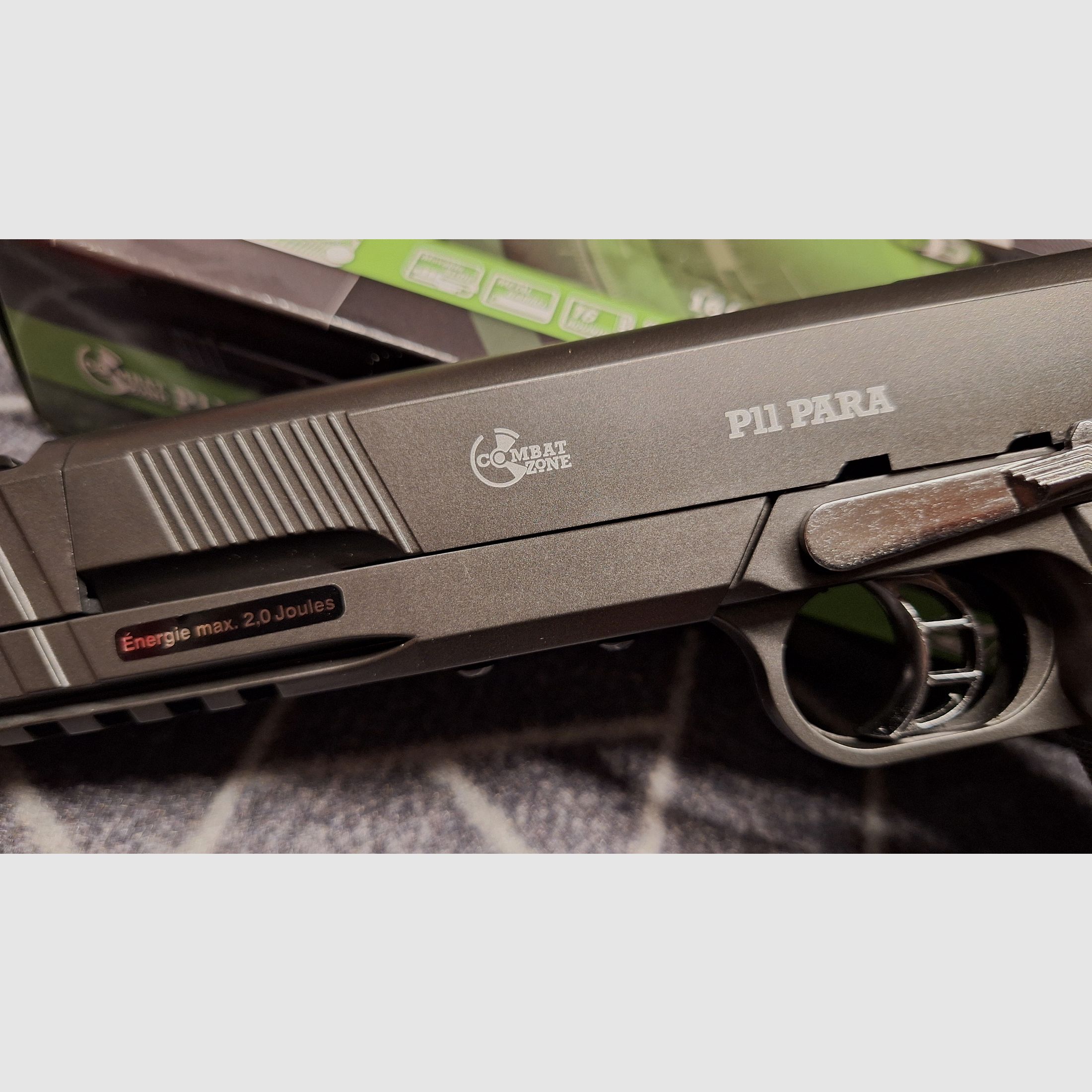 Combat Zone Modell P11 Para Bicolor Softair-Co2-Pistole Kaliber 6 mm BB NBB