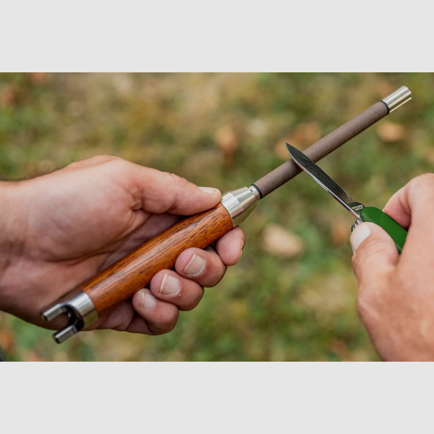 XADR ONE Aiguiseur de Couteaux Professionnel Acajou