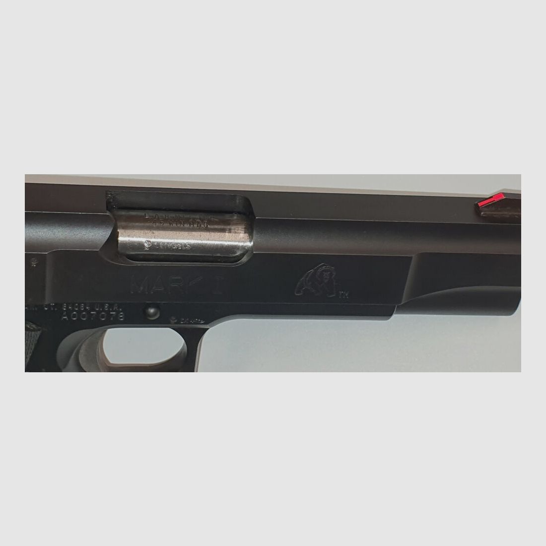 L.A.R. Manufacturing Inc. Pistola semiautomatica LAR GRIZZLY WIN MAG MARK I in calibro .45WinMag.