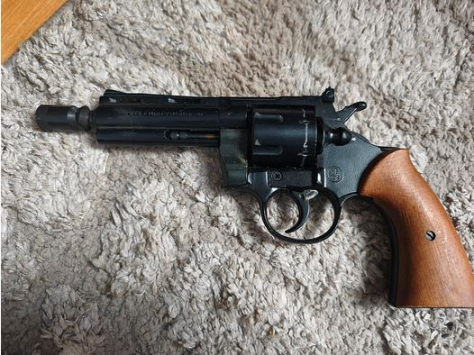 Revolver d'alarme de type Bruni Magnum 380 Python