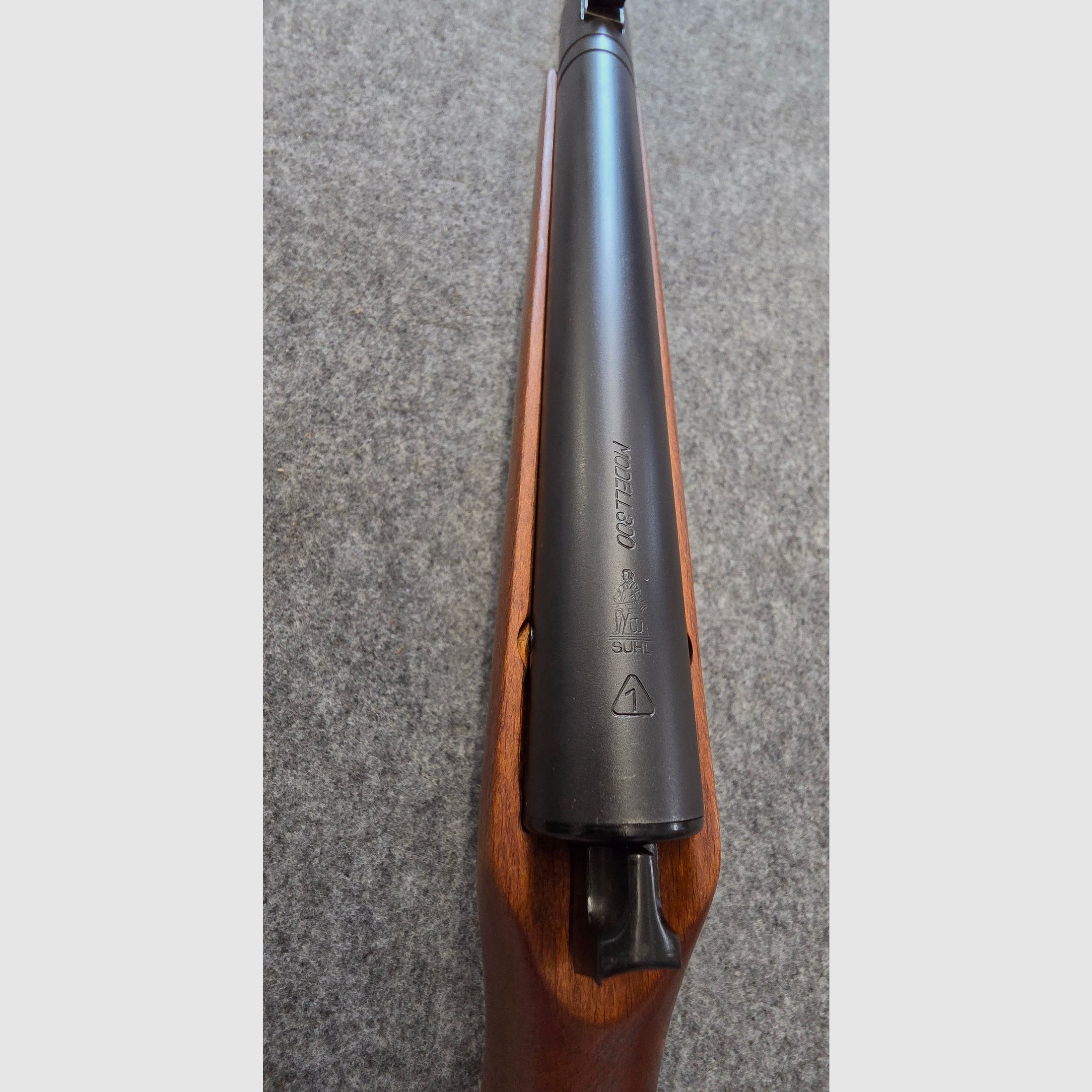 Rzadko z bezpiecznikiem i w dobrym stanie Haenel Mod. 300 kal. 4,5mm Diabolo Knicker