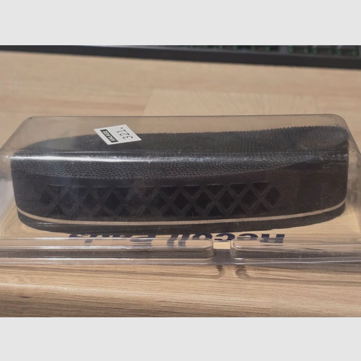 Pachmayr 00001 Deluxe Field 325 Large - Black stock cap