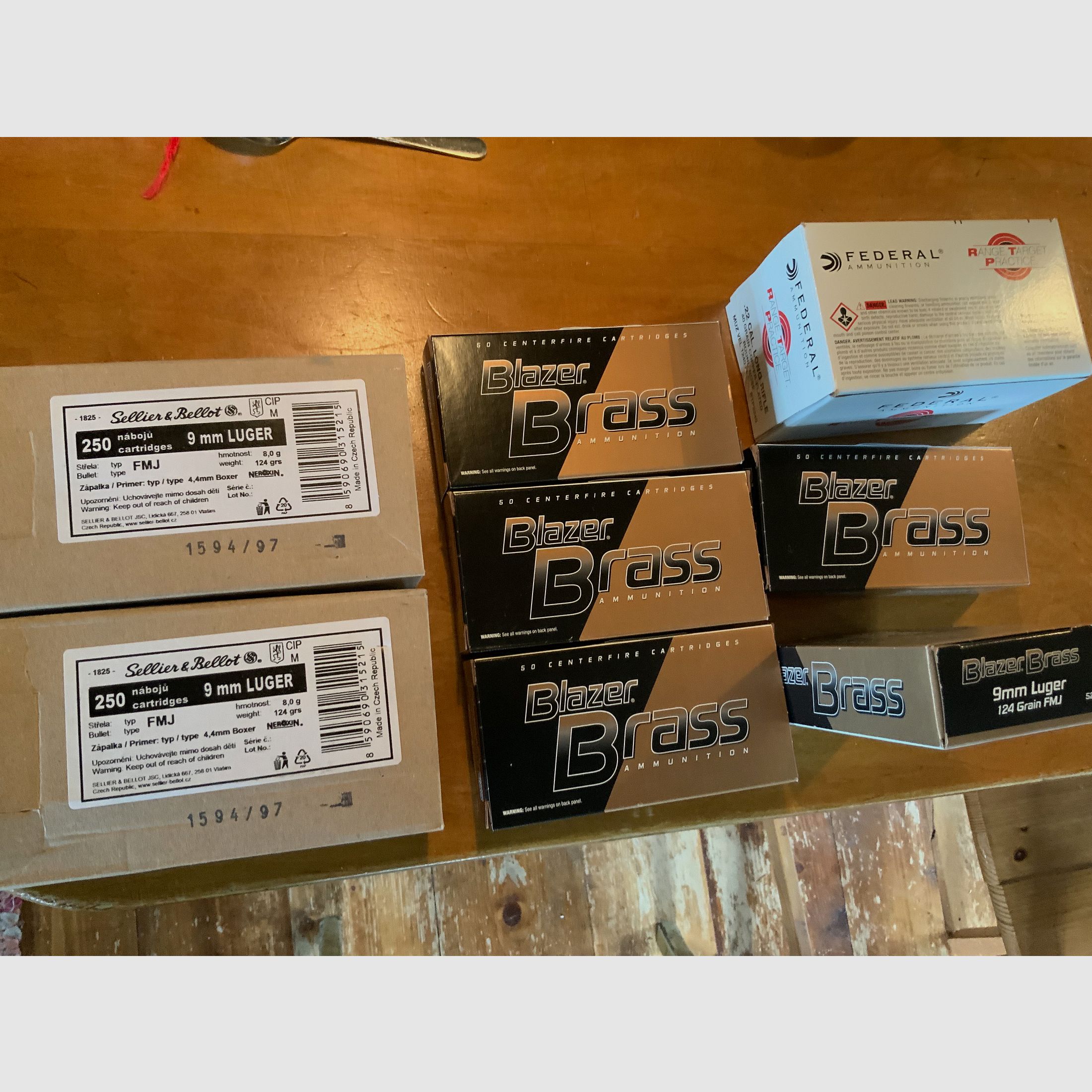 Munitie 9 mm Luger, .22 lr, 223 Remington