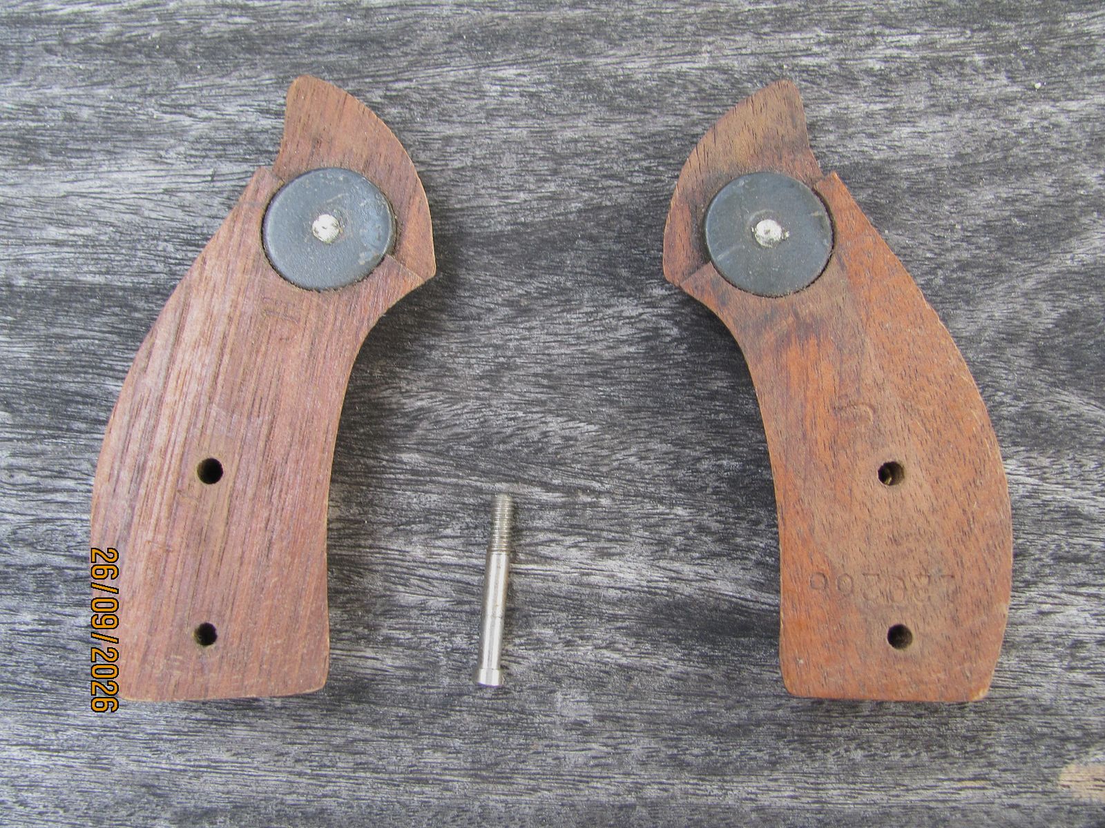 Original Smith & Wesson J-frame grip de madera - like new, imagen 2 de 2